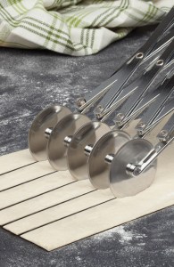 Fante's Cousin Daniele's Expandable Dough Cutter Fante's Cousin Daniele's Expandable Dough Cutter