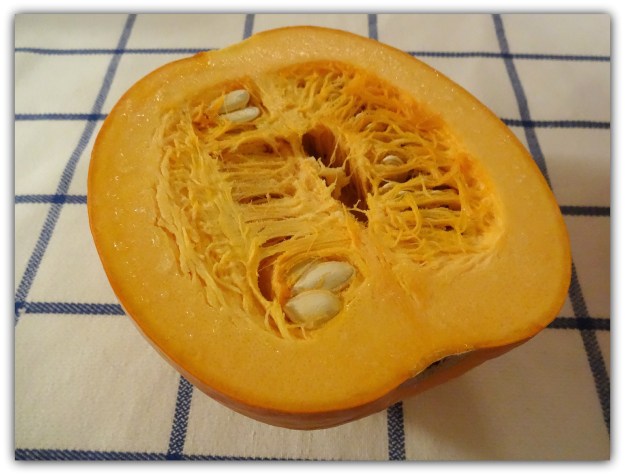 Pie pumpkin, about 7 inches in diameter, raw